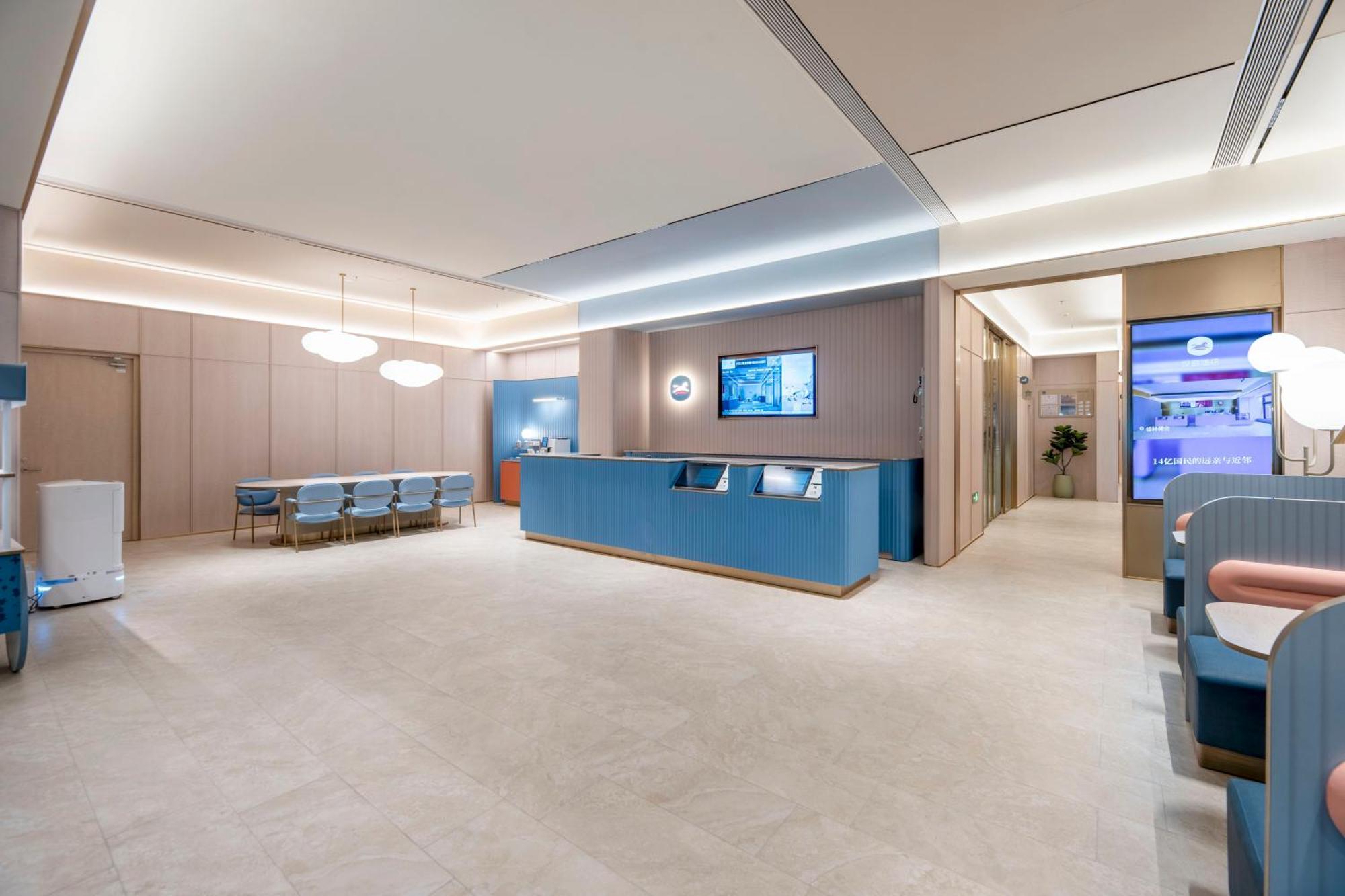 Hotel Hanting Jinqiao Boxing Road Subway Station